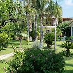 Damanse Hotel 3*