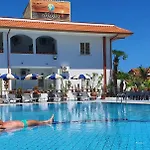 Damanse Hotel