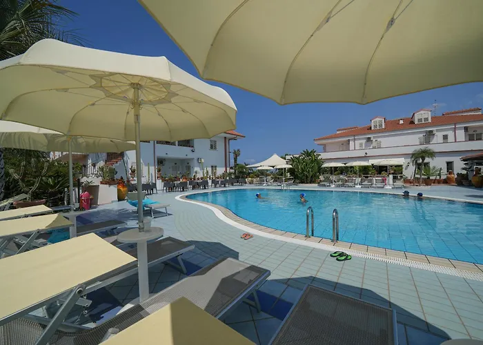 Damanse Szálloda Santa Domenica