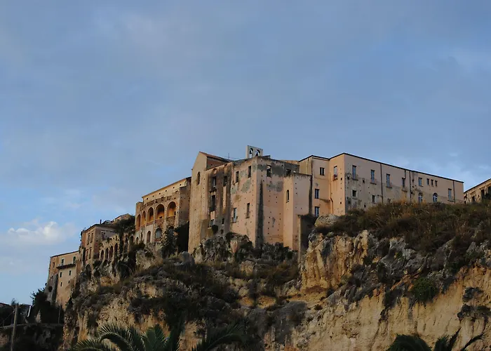 Damanse Szálloda Santa Domenica