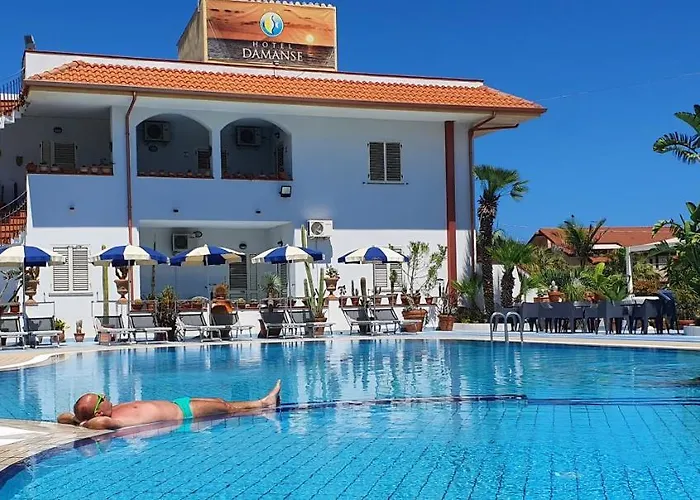 Damanse Szálloda