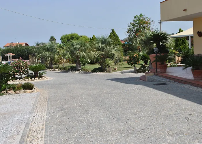 Szálloda Damanse Santa Domenica